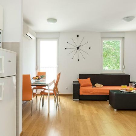 Apartment Marcela With Private Parking Split Exteriér fotografie