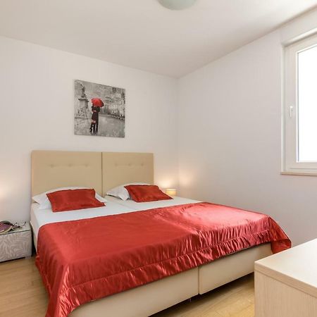 Apartment Marcela With Private Parking Split Exteriér fotografie